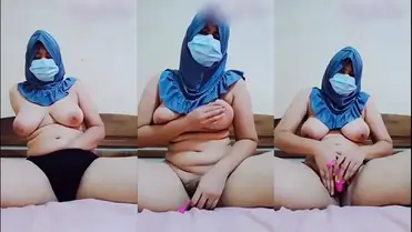 Bokep Jilboobs Biru Sange Ngocok Memek Sampe Banjir WOT